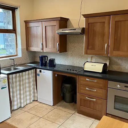 Apartman Stables - Duffys Of Ballybin *