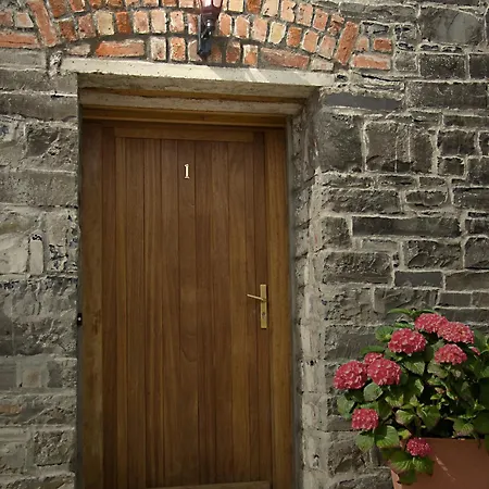 Stables - Duffys Of Ballybin * Ashbourne